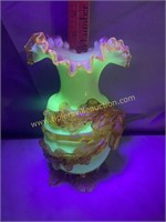 Uranium art glass one foot is chipped