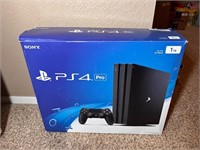 Playstation 4 Pro Game Console