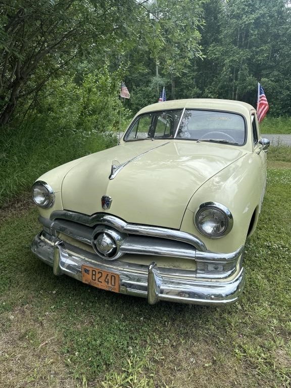 1950 Ford custom four-door V8