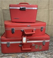 3 piece vintage red luggage - nice color
