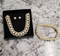 Lot of Pearl Jewelry