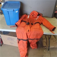 Heavy Insulated Coveralls Sz42-46" L w Tote