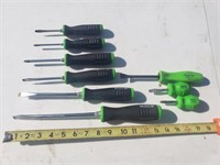 Snap-on screwdriver set