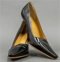 Gucci Women's Black Leather Pumps, Pair