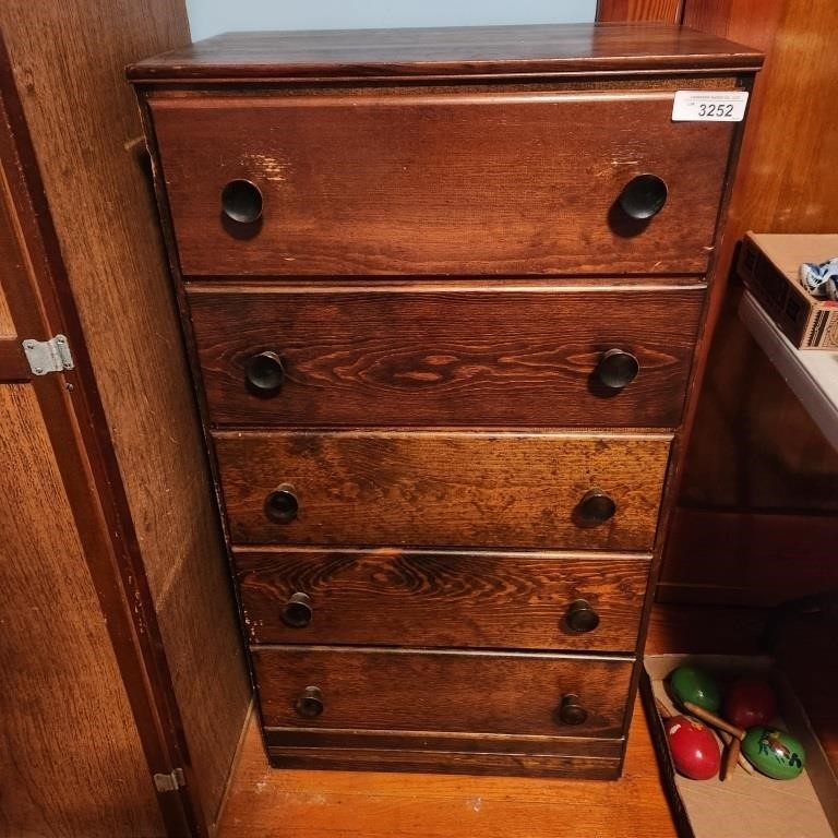 Vintage Chest Of Drawers  approx 24" x 15" x 43"