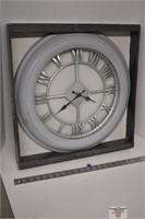 20" Battery Operated Clock