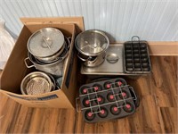 METAL POTS & LIDS LOT