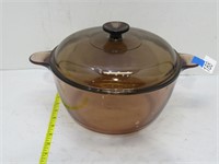 Pyrex glass pot