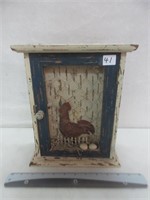 FUNKY ROOSTER  MOTIF WALL CABINET