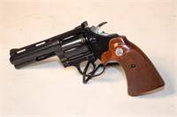 Colt .22 cal. Diamond Back Revolver w/ 4" barrel