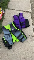 Variety of OBRIEN life jackets
