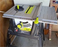 Craftsman Evolv 10-inch table saw with guides