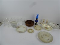 Lot of Assorted Glassware and Related Items