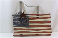 Wooden American Flag Décor