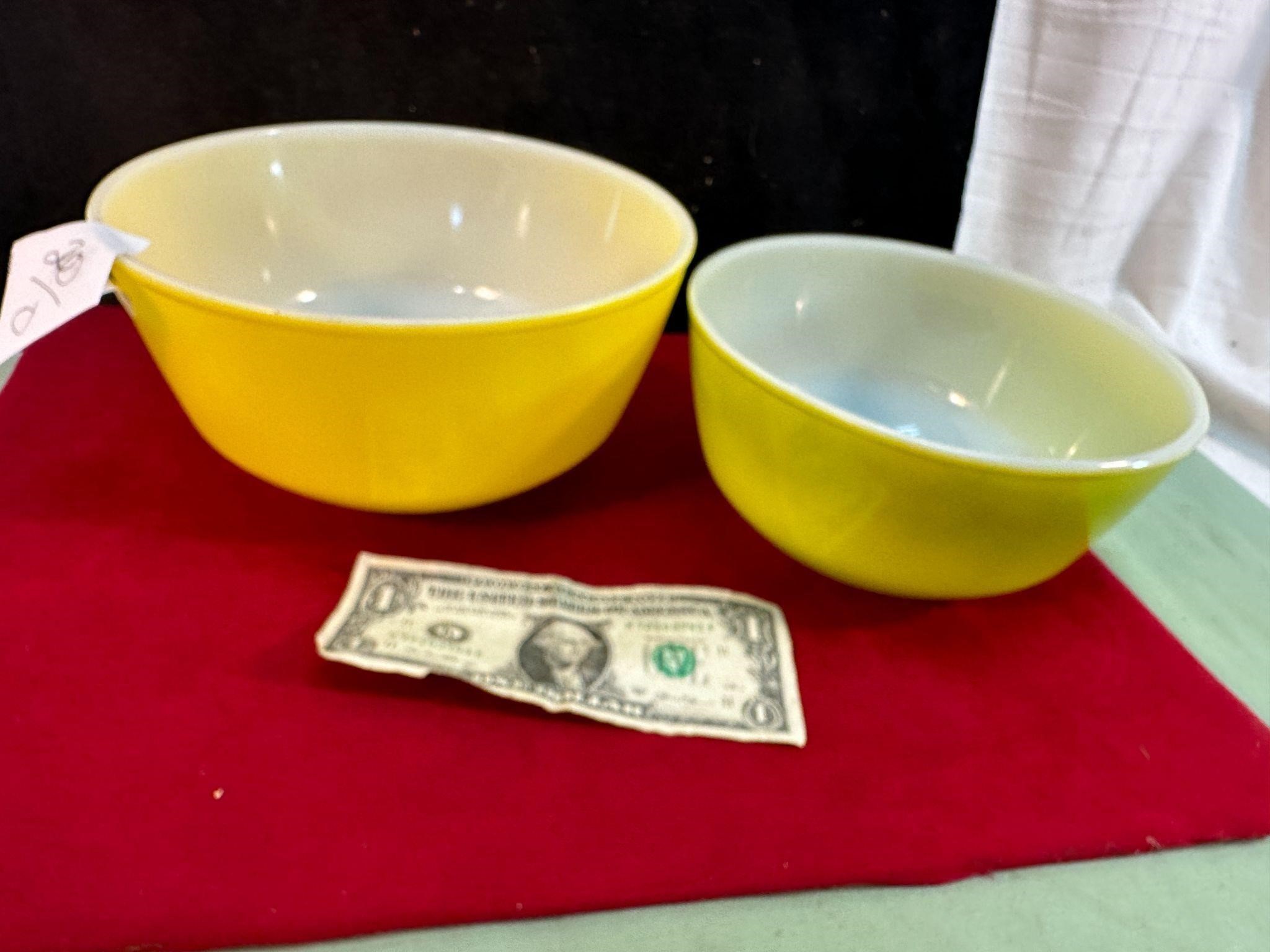 2 FIREKING BOWLS - YELLOW & GREEN