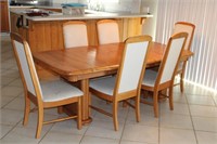 Parquet Wood Top Dining Room Table & 6 Chairs