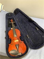 Violin in Case  No Bow  No Label in Violin