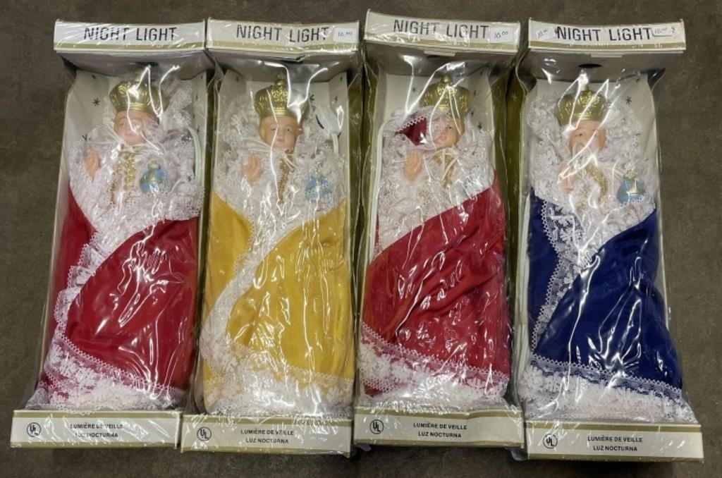 (N) 4 Vintage Lumiere Night Lights (bidding on