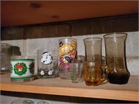 Mixed lot of vintage drinking glasses, holiday,