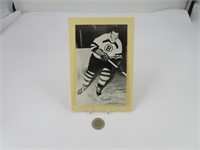 Vic Stasiuk , 1944/64 BEEHIVE Photo Hockey