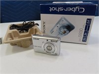 SONY dsc-s930 Digital CyberShot 10.1mp Camera boxd