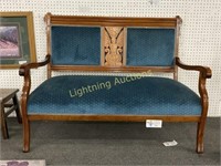 ANTIQUE VICTORIAN EAST LAKE SETTEE