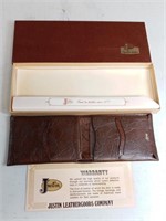 F4) Vintage Justin leather wallet