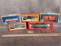 AHM & Tyco Toy Trains - HO Scale