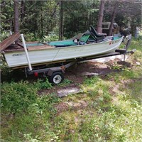 14' Starcraft Fishing Boat with Extras