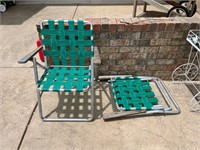 (2) Folding Lawn Chairs