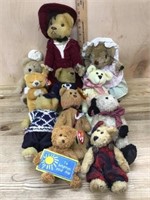 Box of 10 Boyds / Russ/ and Ty bears