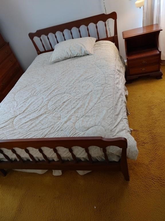 Full Size Bed & Nightstand - Read Details