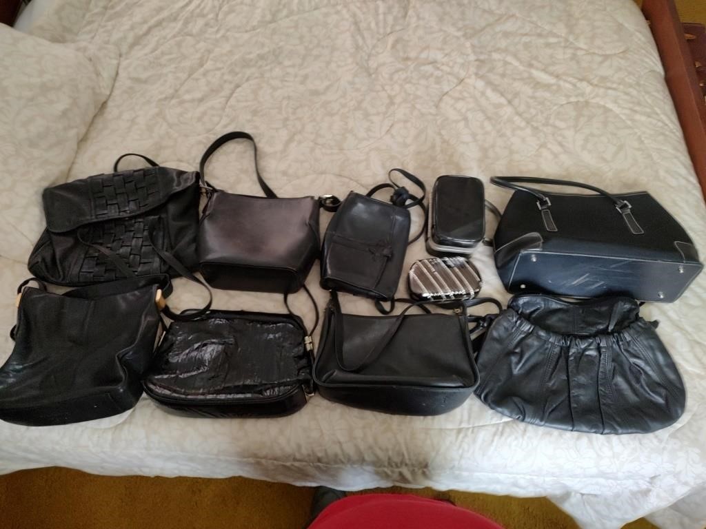 10 Black Purses