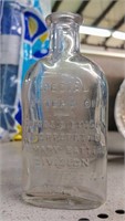 THOMAS EDISON BATTERY OIL GLASS BOTTLE