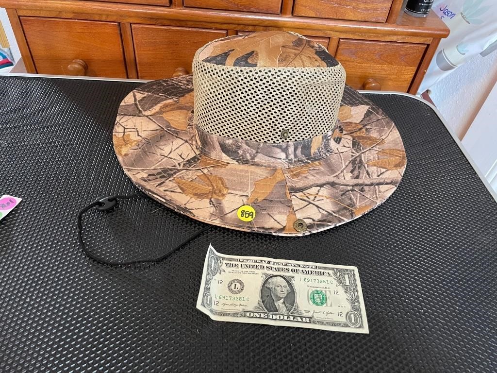 NEW camo Hat