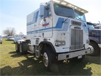 1987 Freightliner T/A Road Tractor