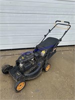 Poulan Pro XT675 Lawn Mower