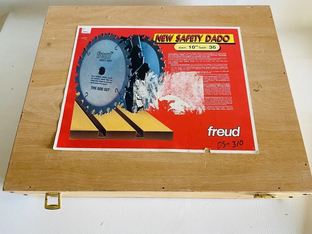 Freud Safety Dado in Wood Case 15 x 18.5 x 5