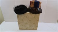Vintage Ladies Hats w/Zippered Hat Box