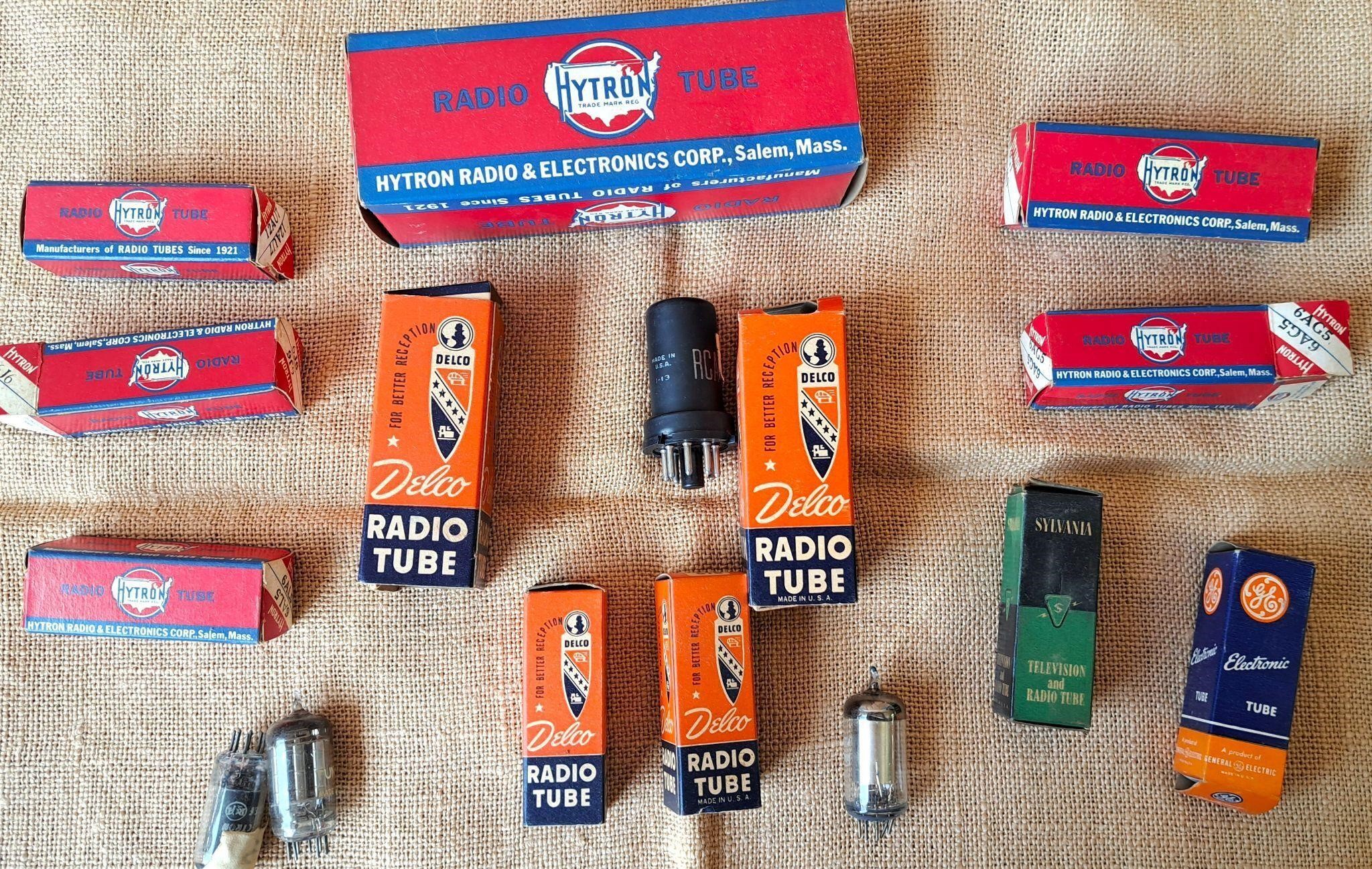 VINTAGE HYTRON & DELCO RADIO TUBES ASSORTED IN BOX