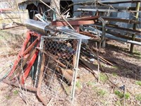 CHAINLINK GATE & MISC SCRAP METAL