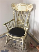 WHITE/GOLD PAINTED ARMED ROCKER