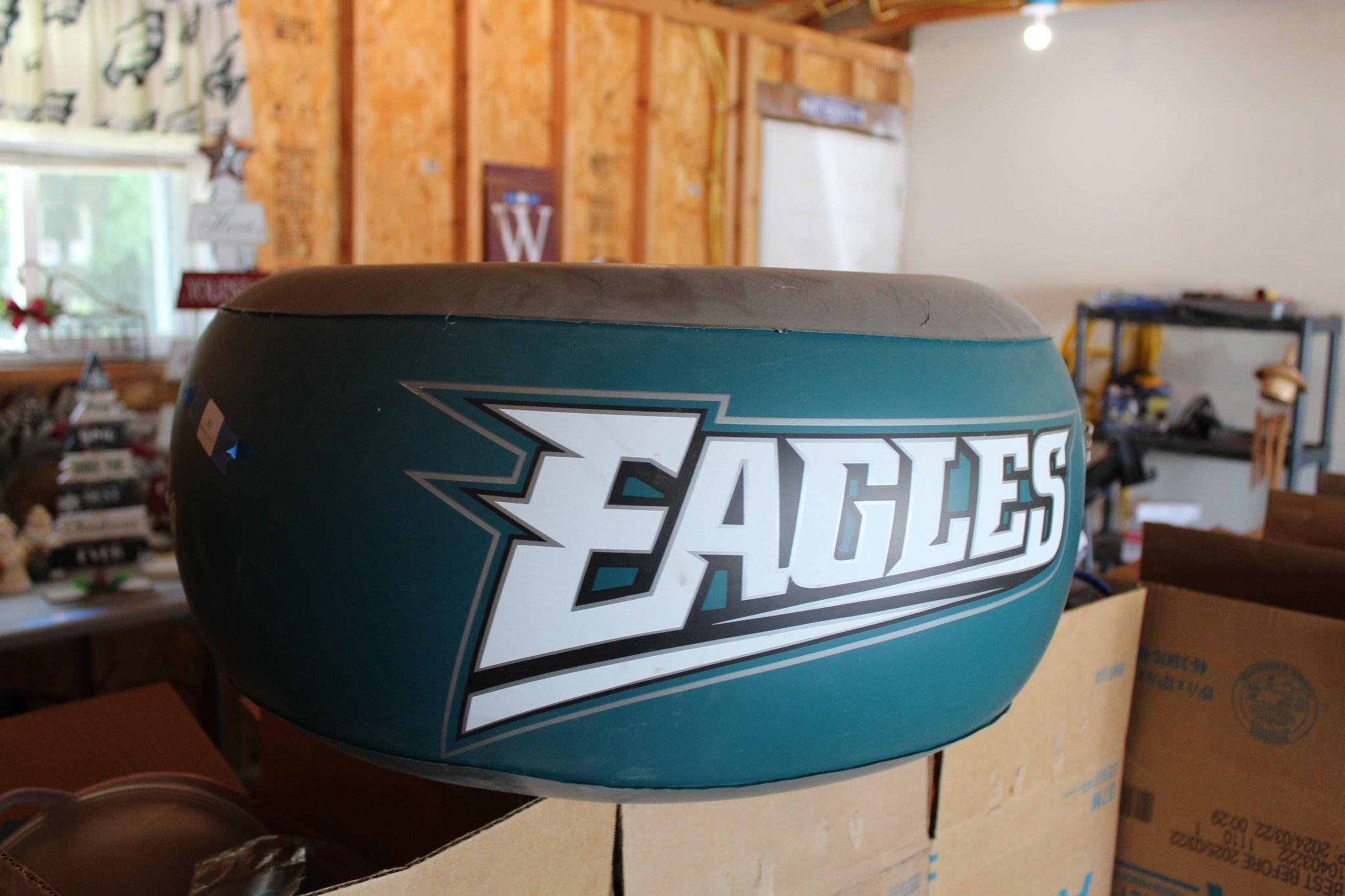 Blow up Eagles Pouf