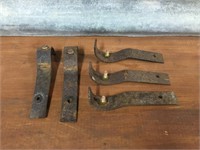 5 original Shell sign brackets