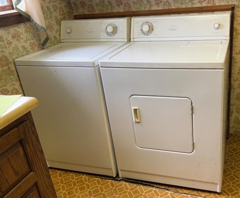 Conservator Electric Washer and Dryer Set