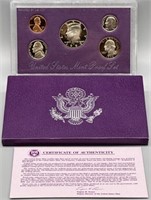 U.S. Mint 1992 Proof Coin Set with COA