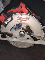 Milwaukee M18 7-1/4" Circular Saw Tool Only