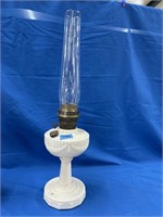 Aladdin Model 8 Oil Lamp