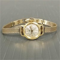 Bucherer 18K gold ladies wristwatch with gold