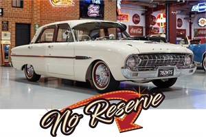 NO RESERVE! 1963 FORD XL FUTURA